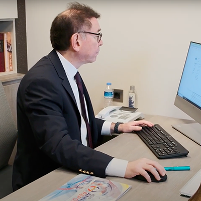 Prof. Dr. İbrahim Tuncay ile Tanışın